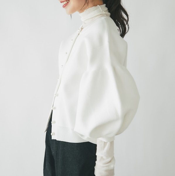 画像8: Women's Pearl button lantern sleeve cardigan that can be worn both front and back　パールボタンランタン スリーブ前と後ろの両方着用可能カーディガン (8)