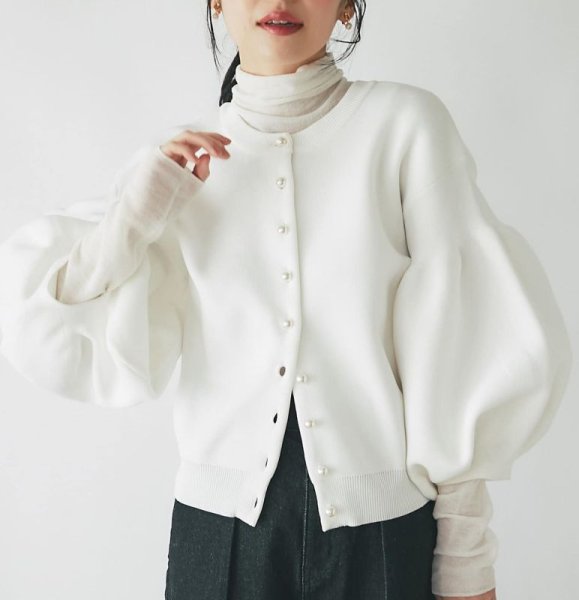画像6: Women's Pearl button lantern sleeve cardigan that can be worn both front and back　パールボタンランタン スリーブ前と後ろの両方着用可能カーディガン (6)