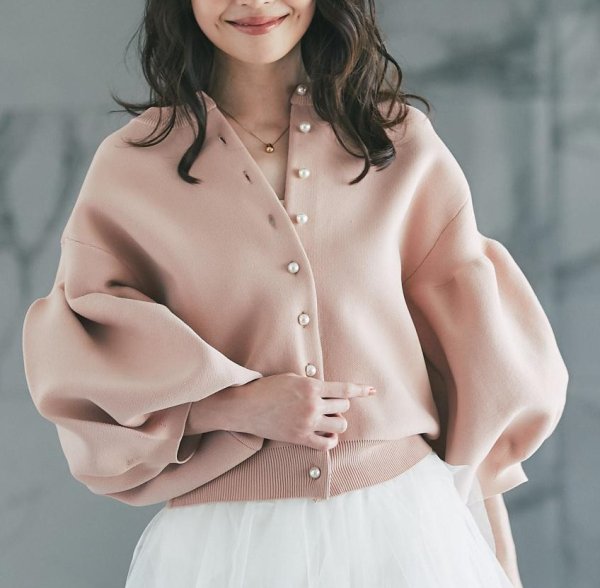 画像15: Women's Pearl button lantern sleeve cardigan that can be worn both front and back　パールボタンランタン スリーブ前と後ろの両方着用可能カーディガン (15)