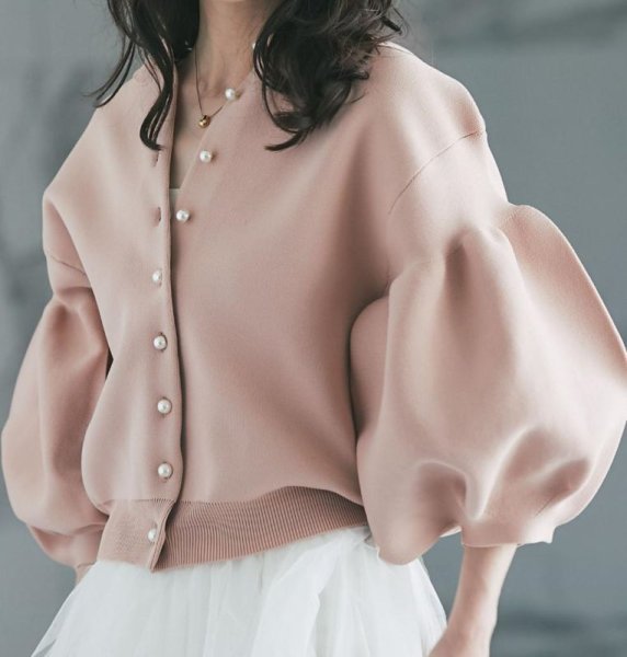 画像14: Women's Pearl button lantern sleeve cardigan that can be worn both front and back　パールボタンランタン スリーブ前と後ろの両方着用可能カーディガン (14)