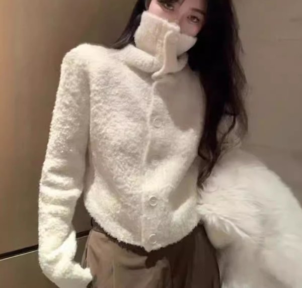 画像4: Women's Plush short cardigan sweater　プラッシュモコモコショート丈カーディガンセーター (4)