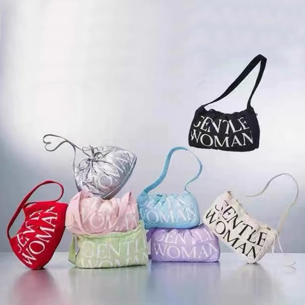 画像12: Gentlewoman Logo Dumpling Drawstring Shoulder Underarm Backpack Bag　ユニセックス男女兼用Gentlewomanロゴ巾着ショルダートートアンダーアームパックバッグ (12)