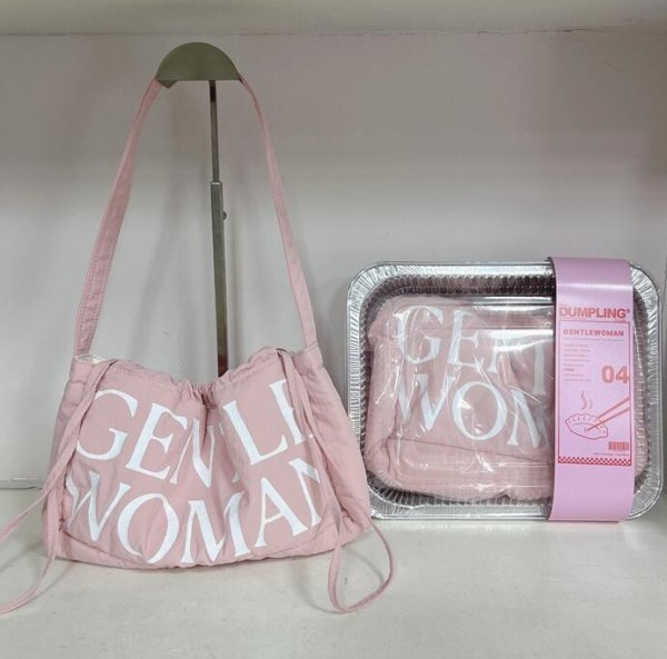 画像5: Gentlewoman Logo Dumpling Drawstring Shoulder Underarm Backpack Bag　ユニセックス男女兼用Gentlewomanロゴ巾着ショルダートートアンダーアームパックバッグ (5)