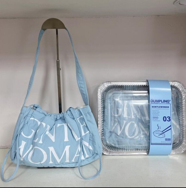 画像4: Gentlewoman Logo Dumpling Drawstring Shoulder Underarm Backpack Bag　ユニセックス男女兼用Gentlewomanロゴ巾着ショルダートートアンダーアームパックバッグ (4)