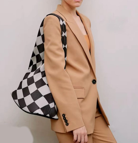 画像10: Pleated Bag Rhombus Triangle Contrast Accordion Tote Shoulder Bag　ユニセックス男女兼用プリーツバッグ菱形三角形コントラストアコーディオントートショルダーバッグ (10)