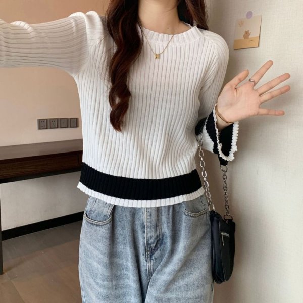 画像4: Women's Bell sleeve bottling short body length sweater  Sweater knit　ベルスリーブボトリングショート丈 リブセーターセーター ニット (4)