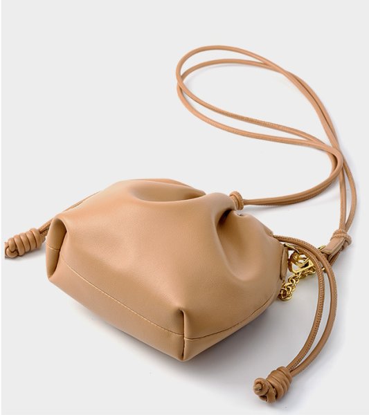 画像6: Leather Cloud Bag Chain Flamenco Purse Tote Shoulder Pochette Bag　ユニセックス男女兼用本革レザー巾着フラメンコトートショルダーポシェット斜め掛けバッグ (6)