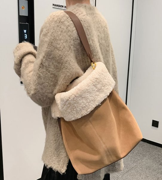 画像6: Sheepskin Style Crossbody Shoulder Bag handbag 　ユニセックス男女兼用シープスキンスタイルシングルハンドルトートショルダークロスボディバッグ (6)