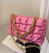 画像4: Chain Handle Quilted Leather Shoulder Tote Crossbody Bag 　ユニセックス男女兼用キルティングダウンレザークロスボディバッグトートショルダーアンダーアームバッグ (4)