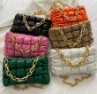画像7: Chain Handle Quilted Leather Shoulder Tote Crossbody Bag 　ユニセックス男女兼用キルティングダウンレザークロスボディバッグトートショルダーアンダーアームバッグ (7)