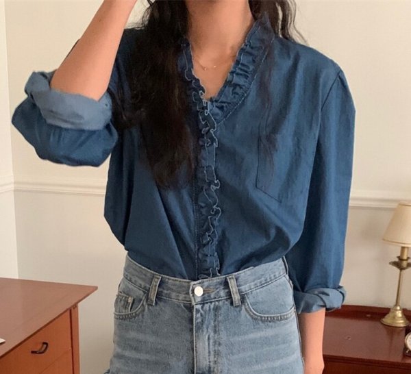 画像3: V-neck denim ruffle long sleeve blouse　 Vネックデニムフリル長袖ブラウス (3)