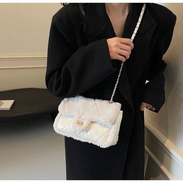 画像7: Quilted Leather & Fur Small Square  Crossbody  Tote Shoulder Crossbody Bag　ユニセックス男女兼用キルティングレザー＆ファースモールスクエアバッグクロスボディバッグトートショルダークロスボディバッグ (7)