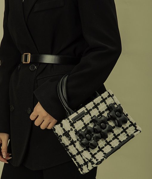 画像13: Check & Camellia Square Tote Shoulder Crossbody Bag ユニセックス男女兼用チェック＆カメリアスクエアトートショルダークロスボディーバック (13)