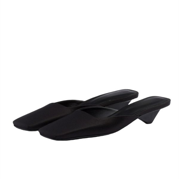 画像2: French square toe silk satin triangle heel mule sandals pumps shoes 　フレンチスクエアトゥシルクサテン三角ヒールミュールサンダル (2)