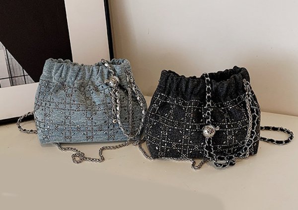 画像6: Denim x Bejeweled Denim Chain Crossbody Bag　デニム×ビジューデニムチェーンクロスボディバッグ (6)