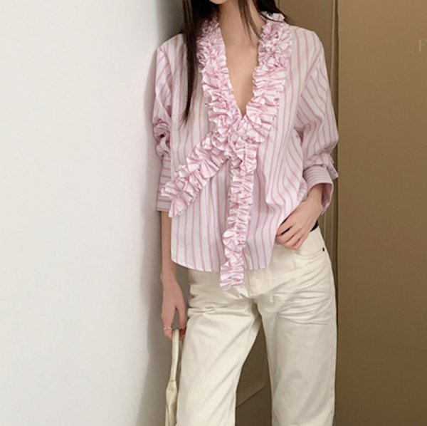 画像2: Light pink striped gathered frill V-neck shirt blouse　ライトピンクストライプギャザーフリルVネックシャツブラウス (2)