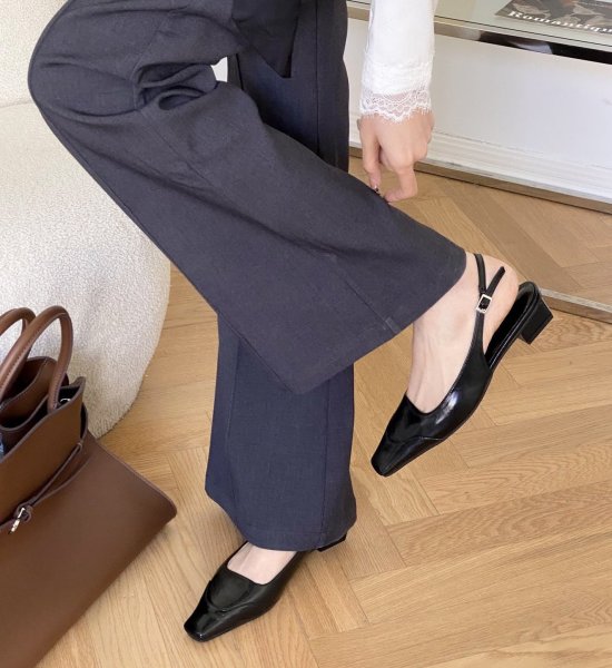 画像4: Leather square toe low heel back belt pumps shoes   　レザースクエアトゥローヒールバックベルトパンプスシューズ (4)