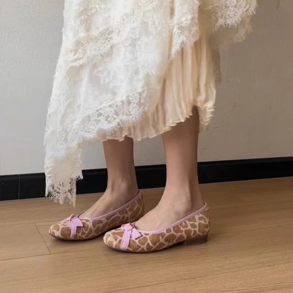 画像6: Leopard print flat ribbon round toe ballet shoes pumps shoes   　シープスキンヒョウ柄フラットリボンラウンドトゥバレエシューズパンプス (6)