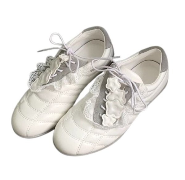 画像1: Thick-soled diagonal lace-up leather quilted flower sneakers　厚底斜めレースアップレザーキルティングフラワー付きスニーカー (1)