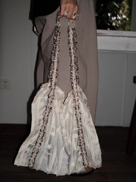 画像4: Flower ribbon texture tencel milk large capacity portable tote shoulder eco shopping bag　フラワーリボンテクスチャテンセルポータブルトートショルダーエコショッピングバッグ (4)