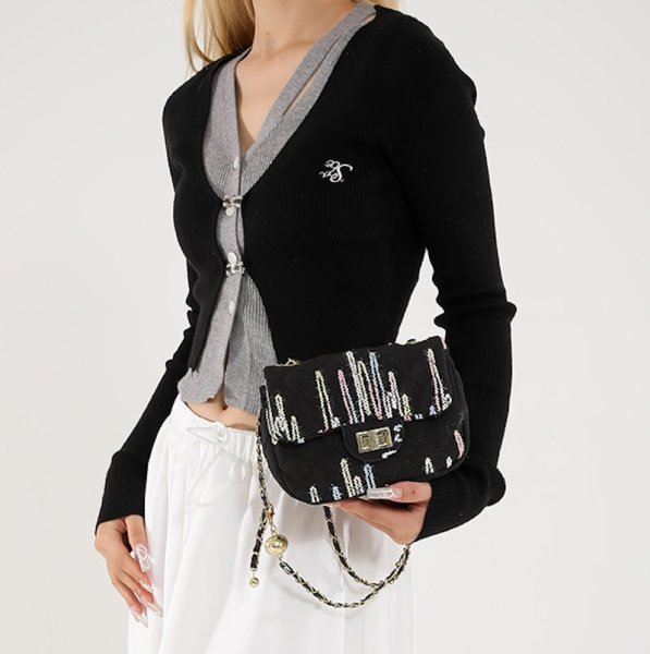 画像6: Quilted Chain Handle Tote Shoulder Underarm Bag  キルティングチェーンハンドルトートショルダーアンダーバッグ (6)