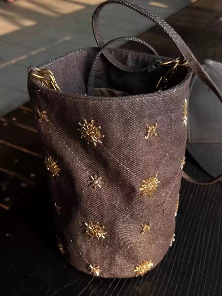 画像4: Denim bead embroidery bucket shoulder tote bag　デニムビーズ刺繍バケットトートショルダーバッグ (4)