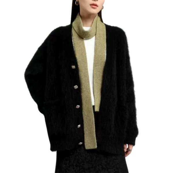 画像2: Mink-like mohair V-neck cardigan jacket knit sweater 　ミンク調モヘアVネックフワフワカーディガンジャケットセーター (2)