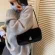 画像10: Fluffy faux fur tote shoulder underarm bag モコモコファーベーシックトートショルダーアンダーアームバッグ (10)