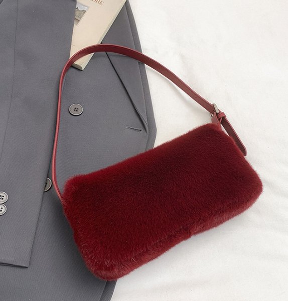 画像11: Fluffy faux fur tote shoulder underarm bag モコモコファーベーシックトートショルダーアンダーアームバッグ (11)